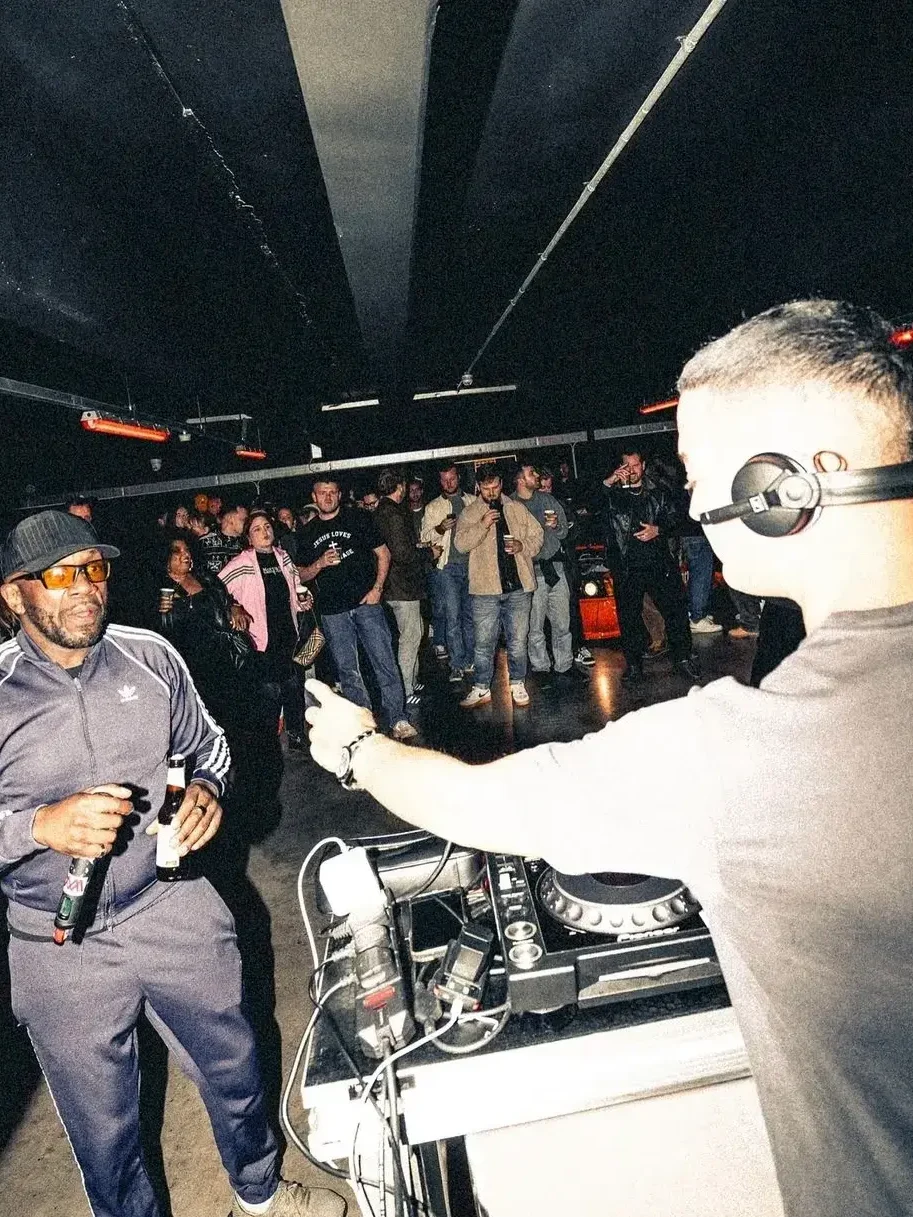 Wireless microphone and CDJ/mixer hire for DJ Luck & MC Neat at Duke of London event